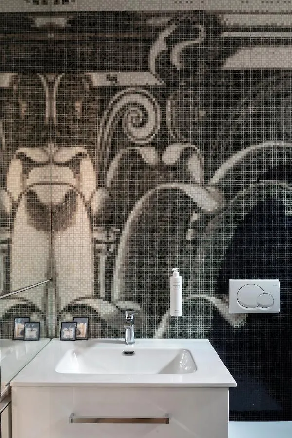 Vittoria Apartment Bdb Rome 0*,